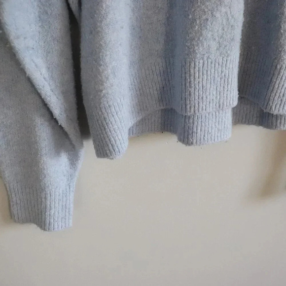 H&M‎ Blue Women's Oversized Small Wool Knit Stretch Crewneck Long Sleeve Sweater - Picture 6 of 9